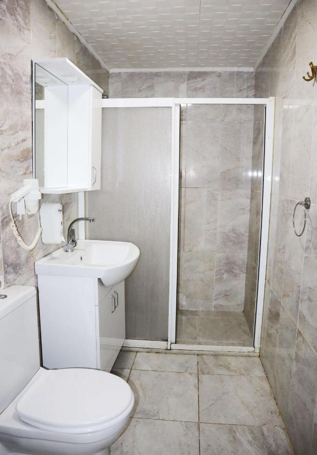 Grand Onur Hotel Istanbul Bagian luar foto